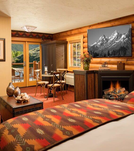 Hotel In Jackson Hole Rustic Inn Jackson Hole